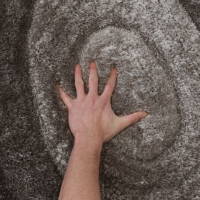 Kusový koberec VANJA, šedý vzor, 80x150 cm