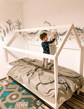 Montessori postel IMPRES, borovicové dřevo, bílá