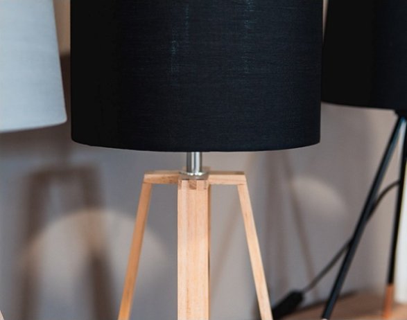 Stolní lampa JADE Typ 3, černá